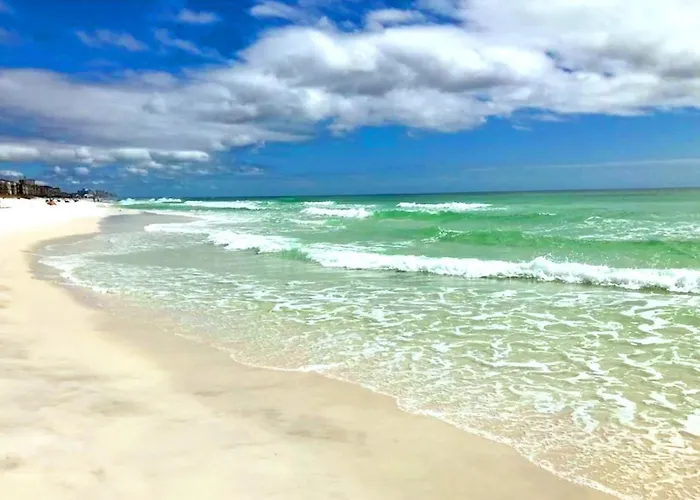 Biglows Bungalow - About A Quarter Mile To Private Neighborhood Beach Access, Pet Friendly, Community Pool